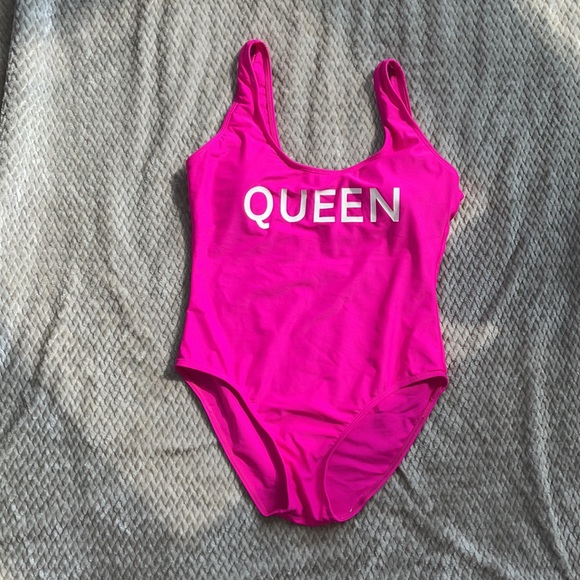 QUEEN swimsuits - Picture 4 of 5